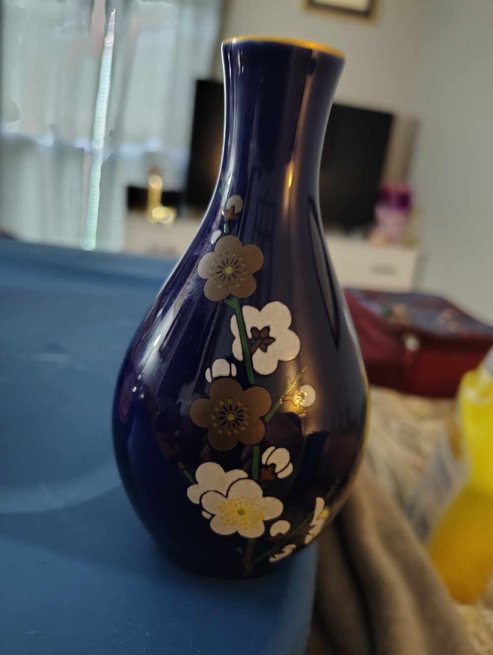 Fukagawa Porcelain Navy Blue Floral Bud Vase 5 Inch